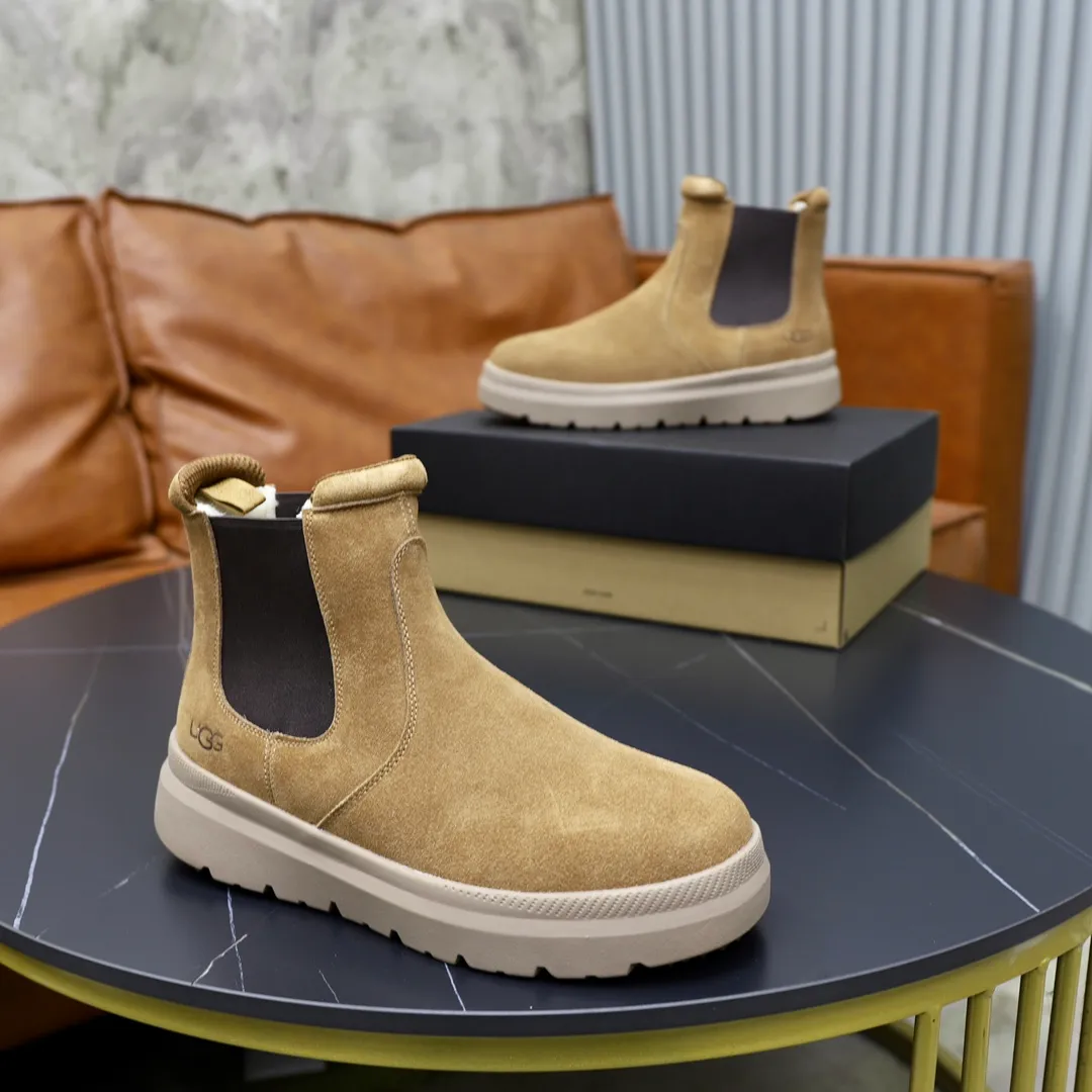 Ex-factory price: 540💰Thick wool imported from Australia Brand: UGG genuine purchase Size: 39-44 (45 customized) Grade: Official website 1:1 Material: First layer of genuine leather waterproof and antifreeze upper Real wool lining Original non-slip and wear-resistant outsole Style category: Men's casual shoes Trendy style Comfortable on the feet Color: Official website color synchronization